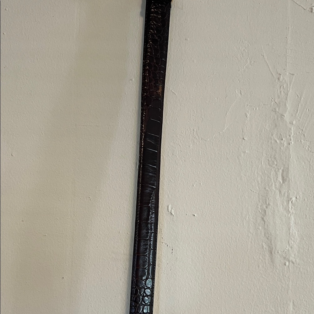 Vintage Bachrach  Dark Brown Croc-Embossed Leather Belt with Gold Buckle - Picture 6 of 9